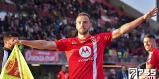 Juventus Incar Bek Monza Sebagai Penerus Alex Sandro  