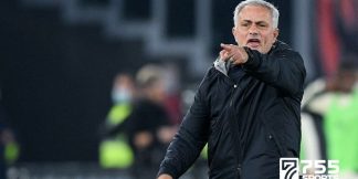 Soal Masa Depan, Jose Mourinho Ingin Temui Bos AS Roma  