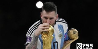 Messi Beri Hadiah Skuat Argentina iPhone Berlapis Emas  