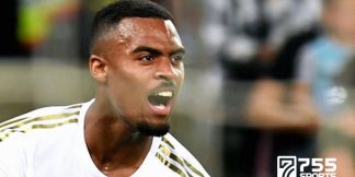 Bayern Munchen Tegas Tidak Akan Jual Ryan Gravenberch  