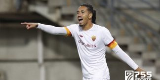 Chris Smalling Teken Kontrak Baru di AS Roma  