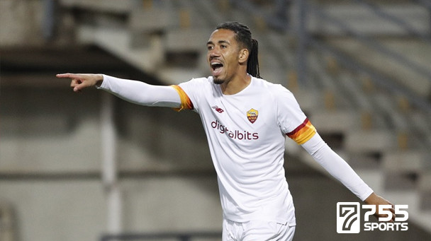 Chris Smalling Teken Kontrak Baru di AS Roma