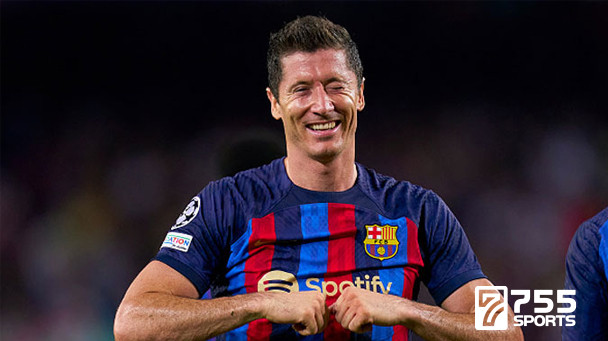 Kran Gol Robert Lewandowski Macet, Xavi Tak Khawatir