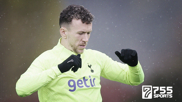 Bek Sayap Tottenham Musim Ini, Celah Dan Berkah