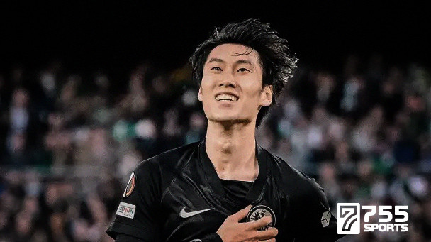 Daichi Kamada Tinggalkan Frankfurt, MU Dan Chelsea Berebut