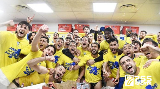 Fabio Grosso Antar Frosinone Promosi ke Serie A 2023/24