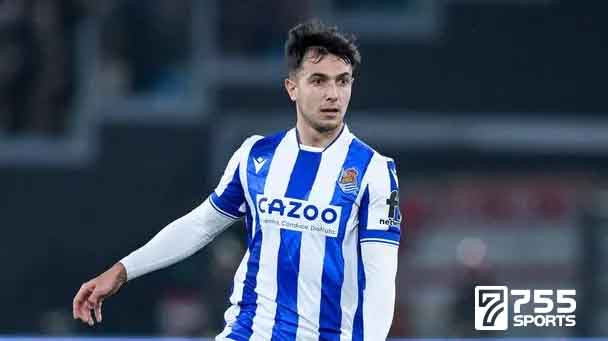 Bos Real Sociedad Pede Martin Zubimendi Bertahan