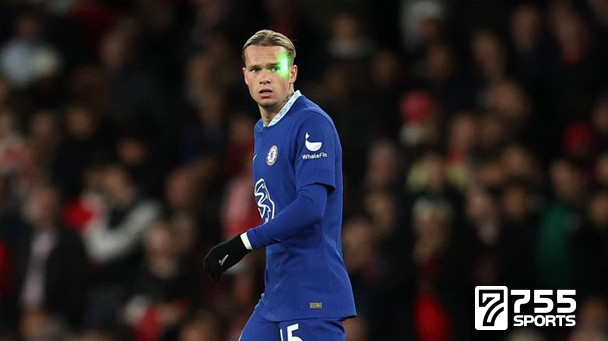 Mykhaylo Mudryk Dapat Serangan Laser dari Fans Arsenal