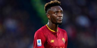 Louis Saha Sarankan MU Angkut Tammy Abraham  