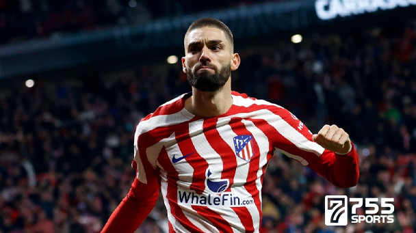 Barca Berniat Bajak Yannick Carrasco dari Atletico Madrid