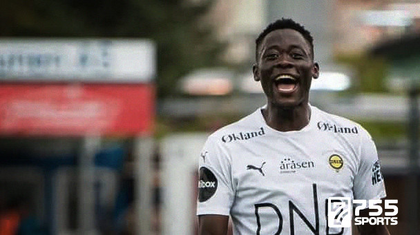 Werder Bremen Incar Penyerang Asal Nigeria, Akor Adams