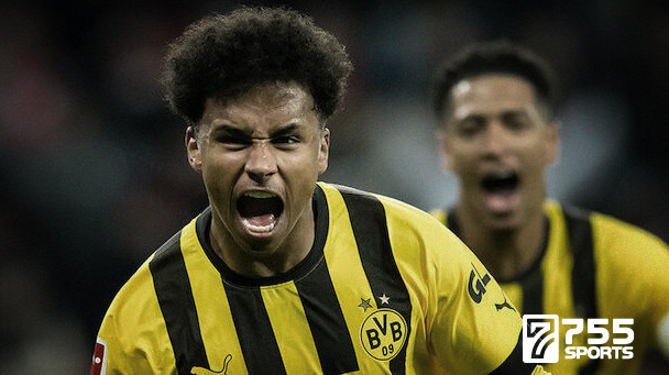 Dua Pemain Muda Aset Berharga Borussia Dortmund