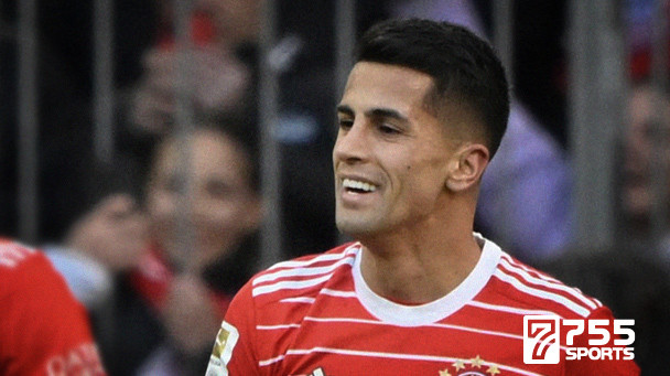 Bayern Belum Putuskan Masa Depan Joao Cancelo