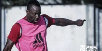 PSM Makassar Masih Pertahankan Donald Bisaa  