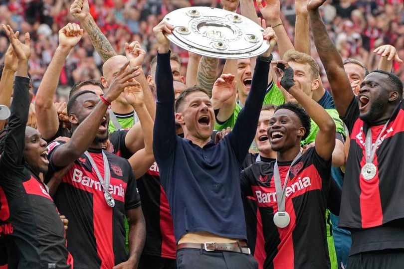 Translation:

Perubahan Ajaib Bayer Leverkusen di Bawah Kendali Xabi Alonso: Dari Tim Degradasi Menjadi Raksasa Jerman