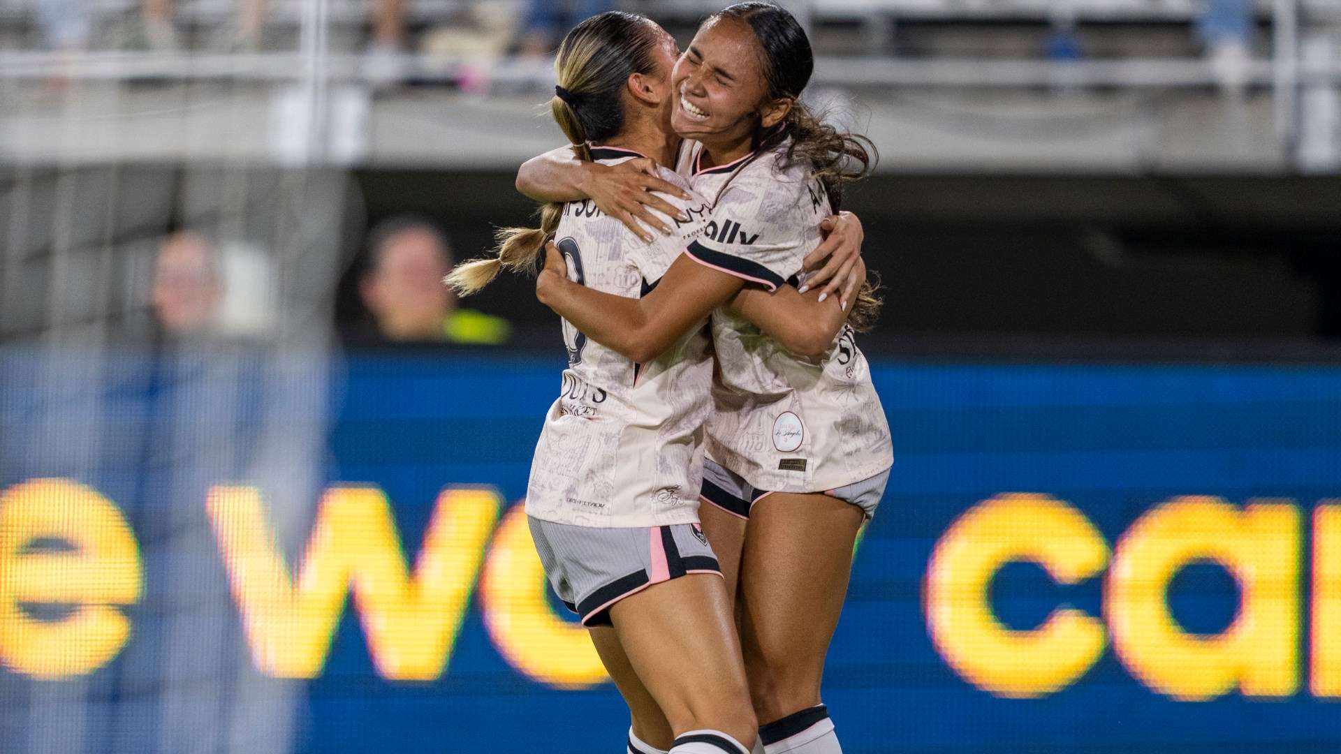 Peringkat Kekuatan NWSL: Lebih Banyak Kejutan, Kemilau Saudara Thompson