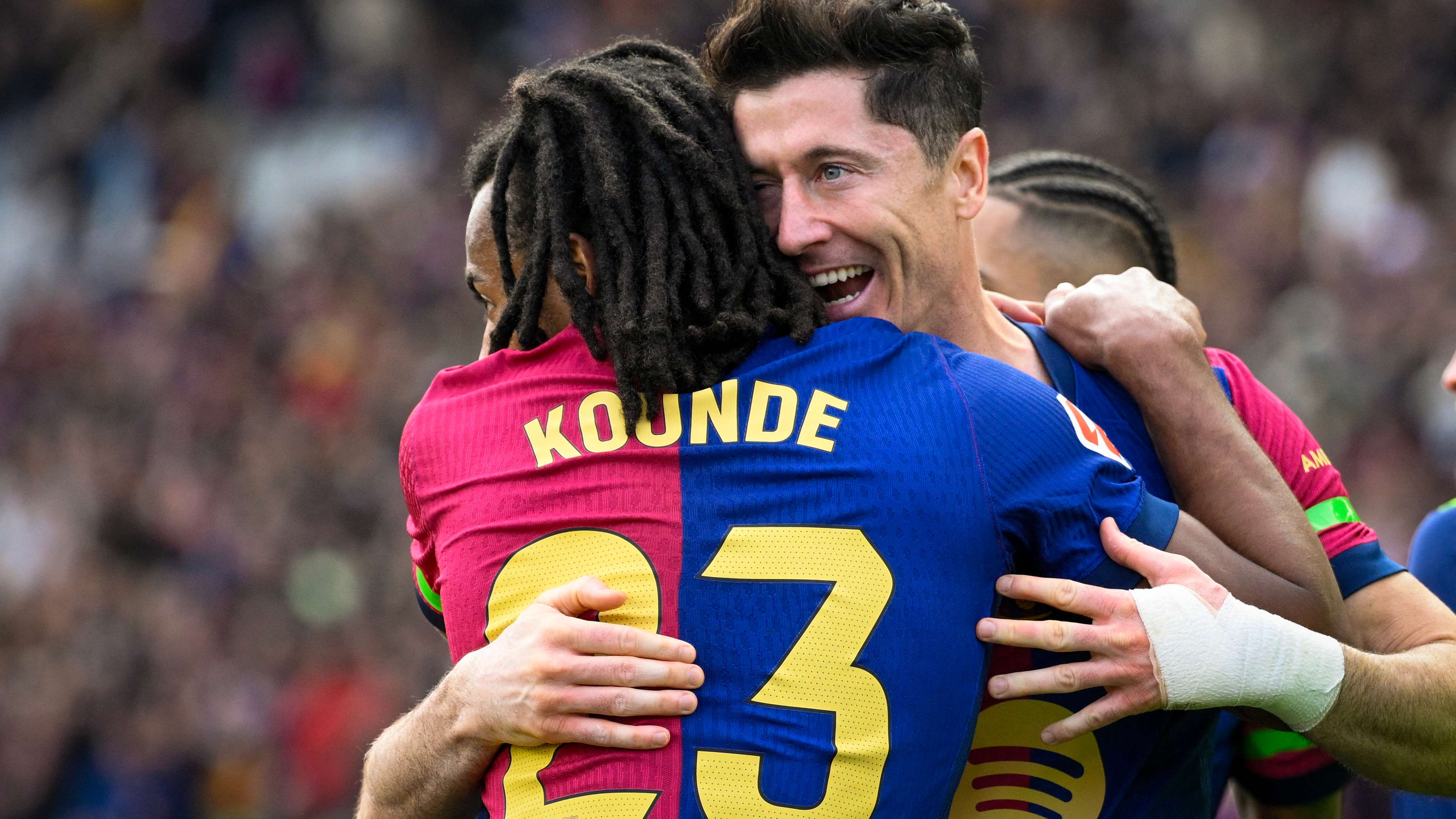 Pertanyaan Kounds tentang penggantian Lewandowski di kekalahan UCL Barca