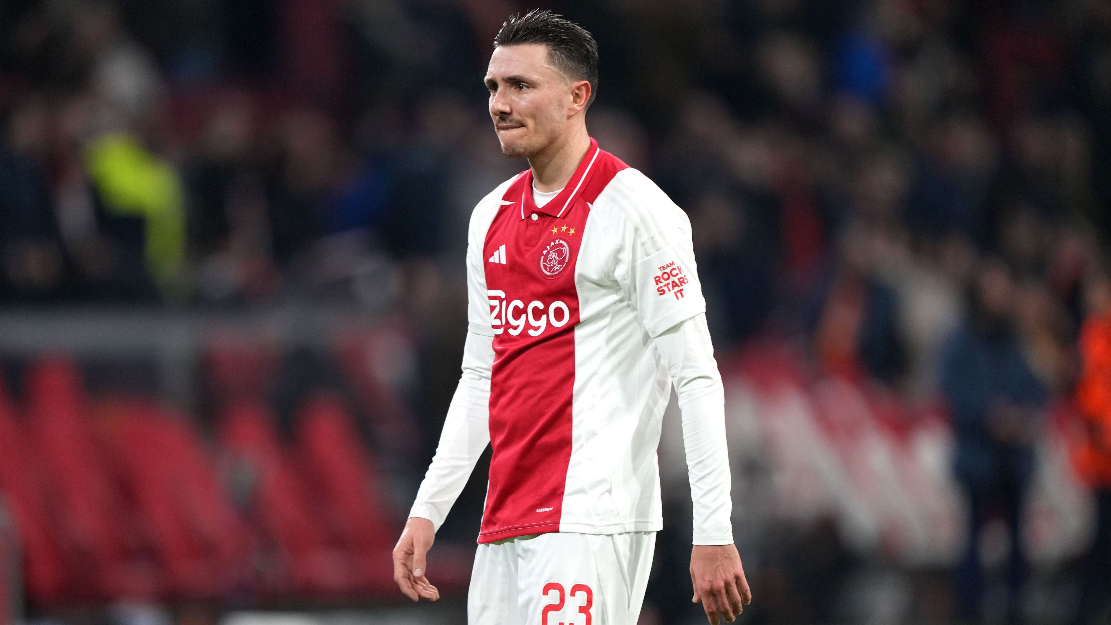 Berapa Gaji Bintang Belanda Steven Berghuis di Ajax?