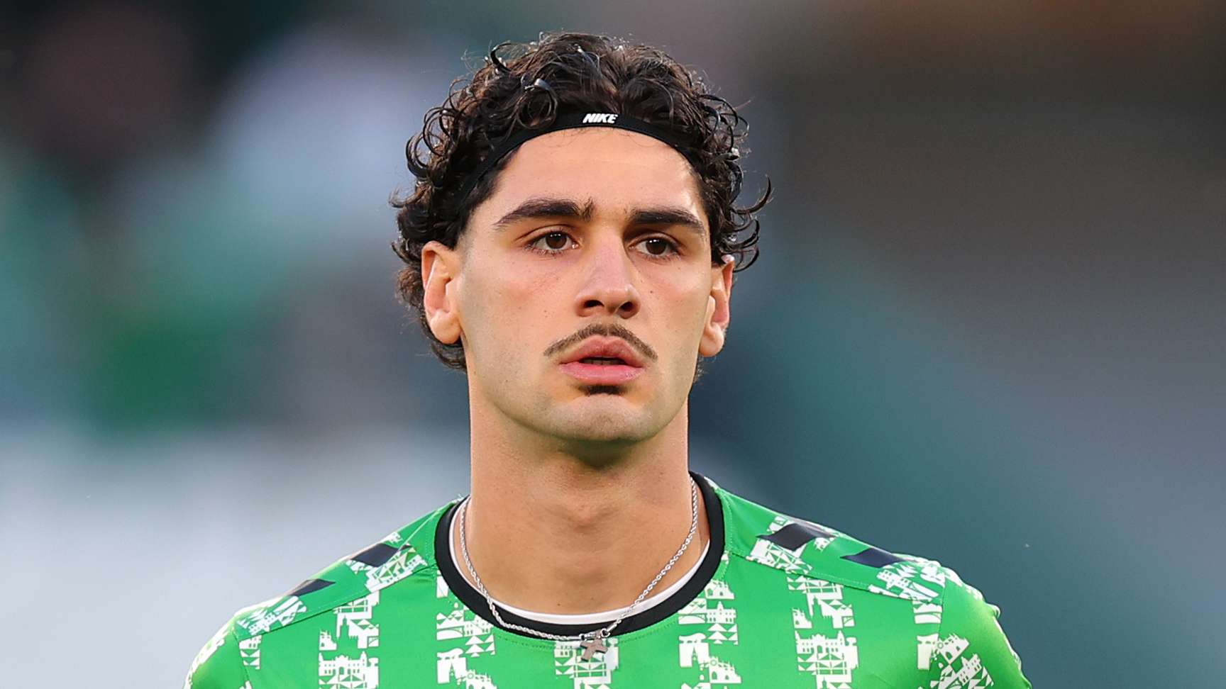 Manchester United akan bertarung dengan Tottenham Hotspur untuk Cardoso meskipun opsi pembelian