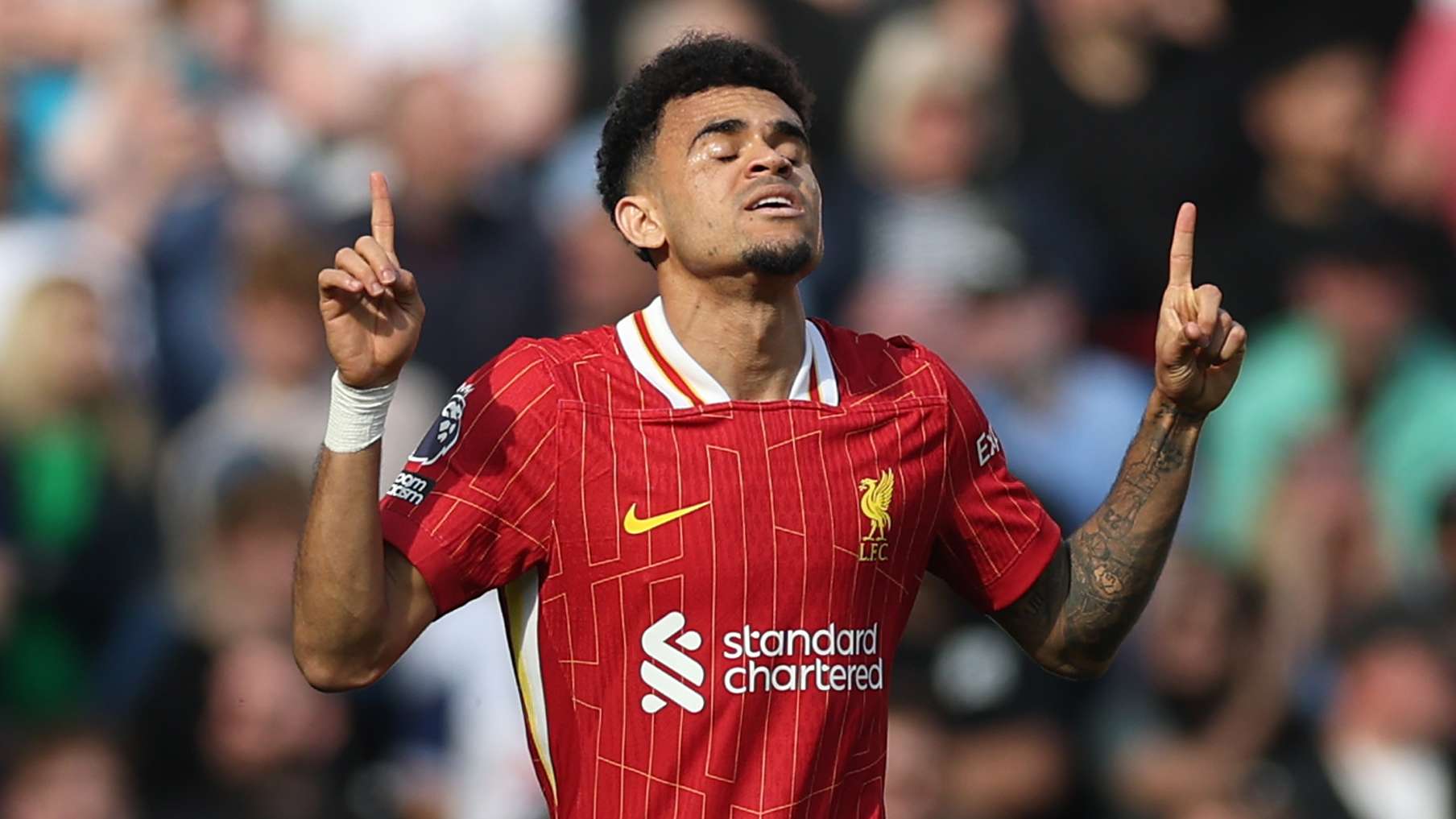 Bintang Liverpool Luis Diaz memberikan petunjuk besar tentang rencana masa depannya