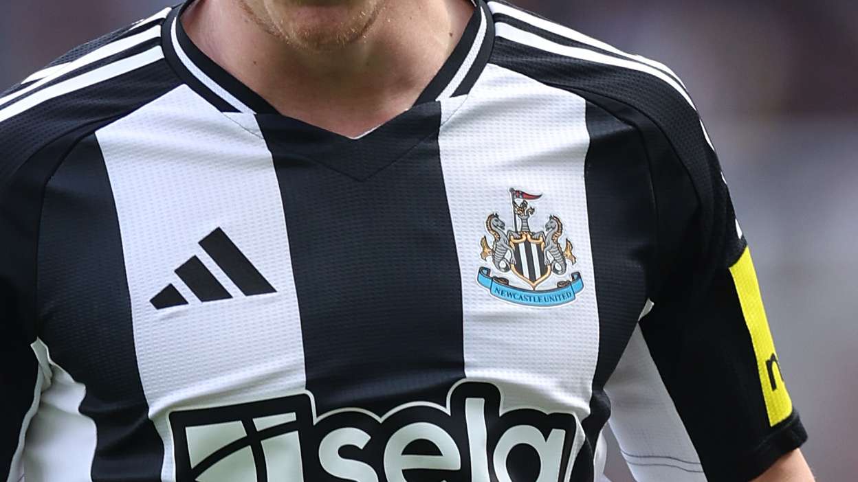 Newcastle meluncurkan rencana untuk mendesain ulang lambang klub ikonis