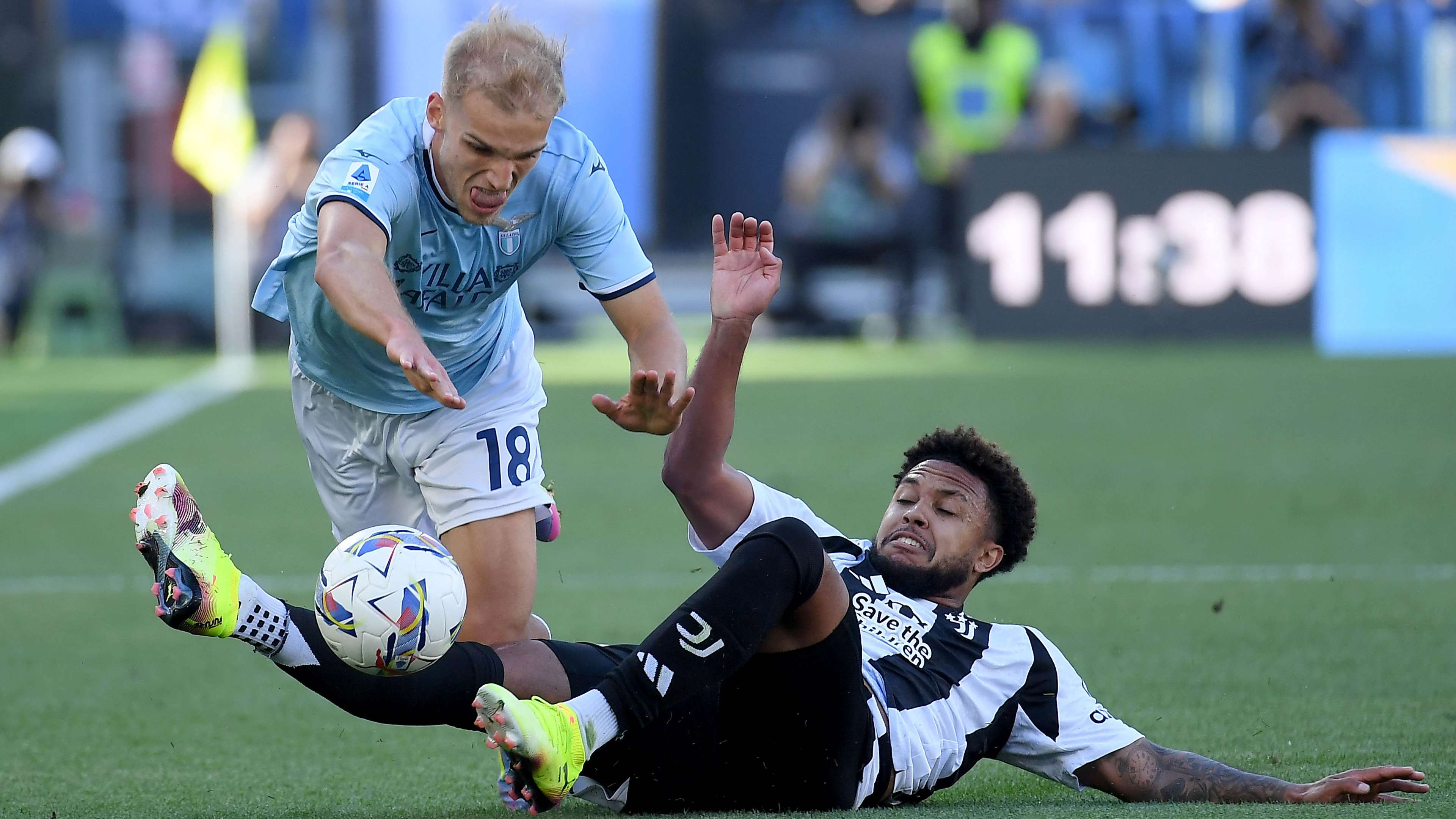Bantuan McKennie terbuang karena Lazio mendapatkan imbang menit terakhir melawan Juve