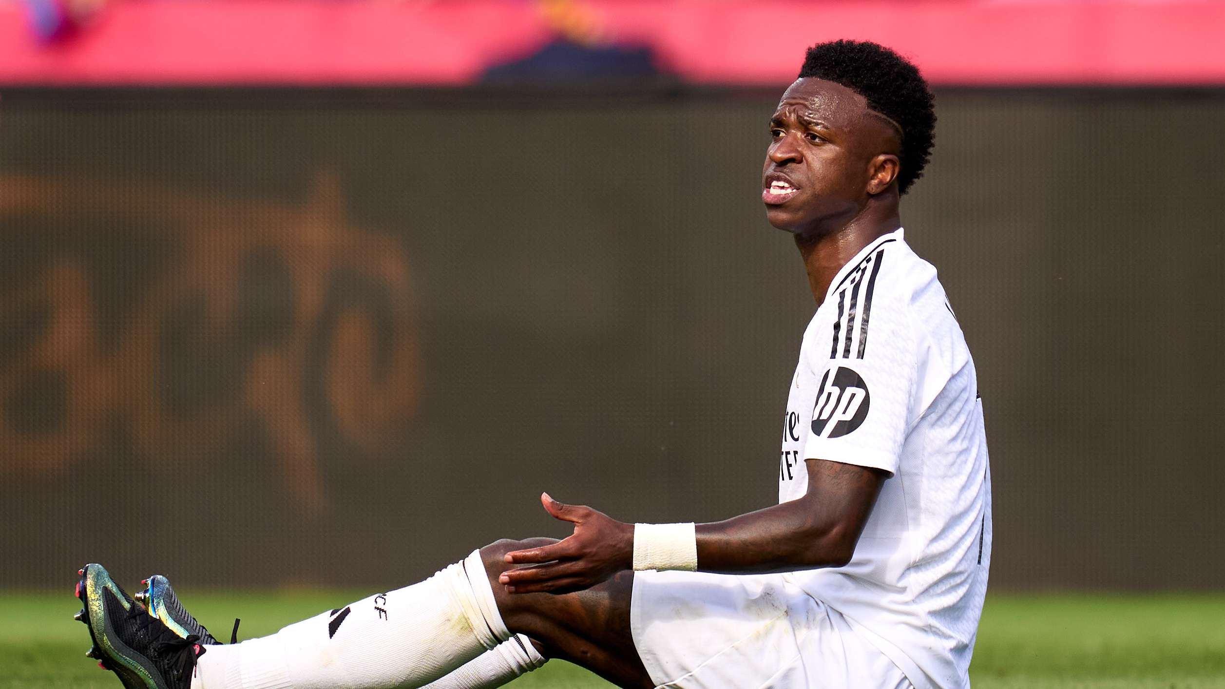 Real Madrid cemas dengan cedera tidak wajar Vinicius Jr.