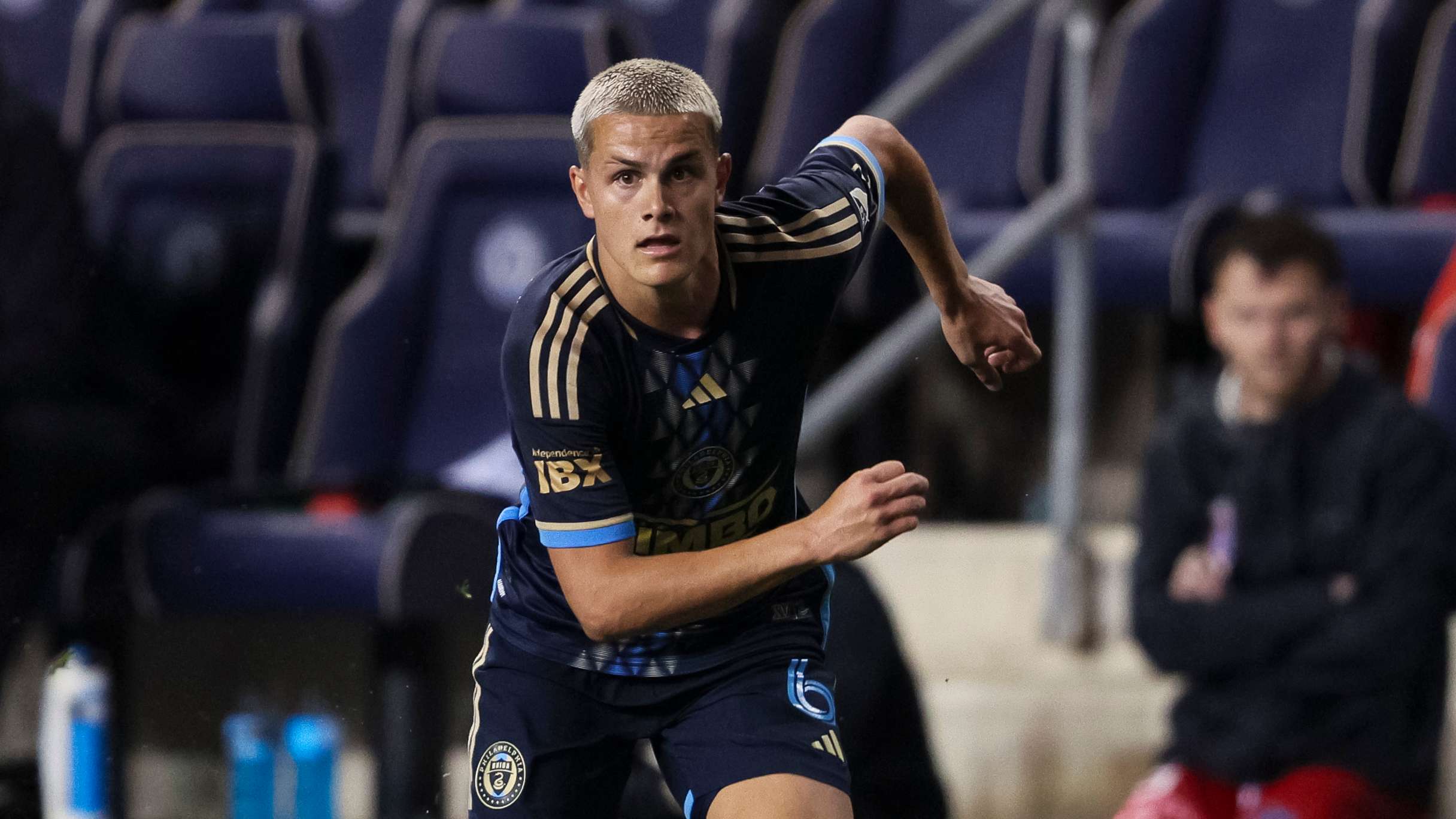 Cavan Sullivan mendapatkan start pertama bersama Union, bermain selama 120 menit di Piala Terbuka