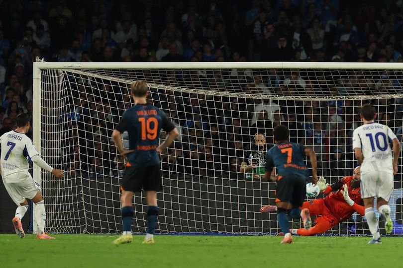 Prediksi Napoli vs Eintracht Frankfurt 5 November 2025  