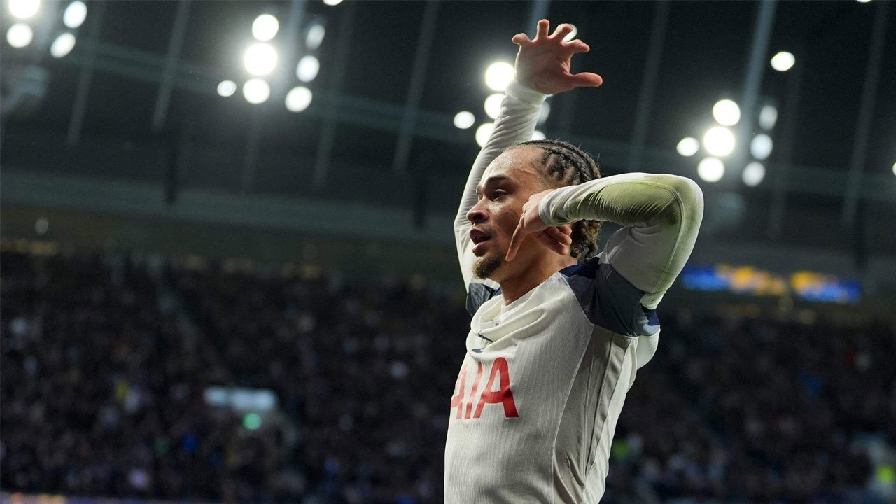 Prediksi Tottenham vs Slavia Praha 10 Desember 2025  