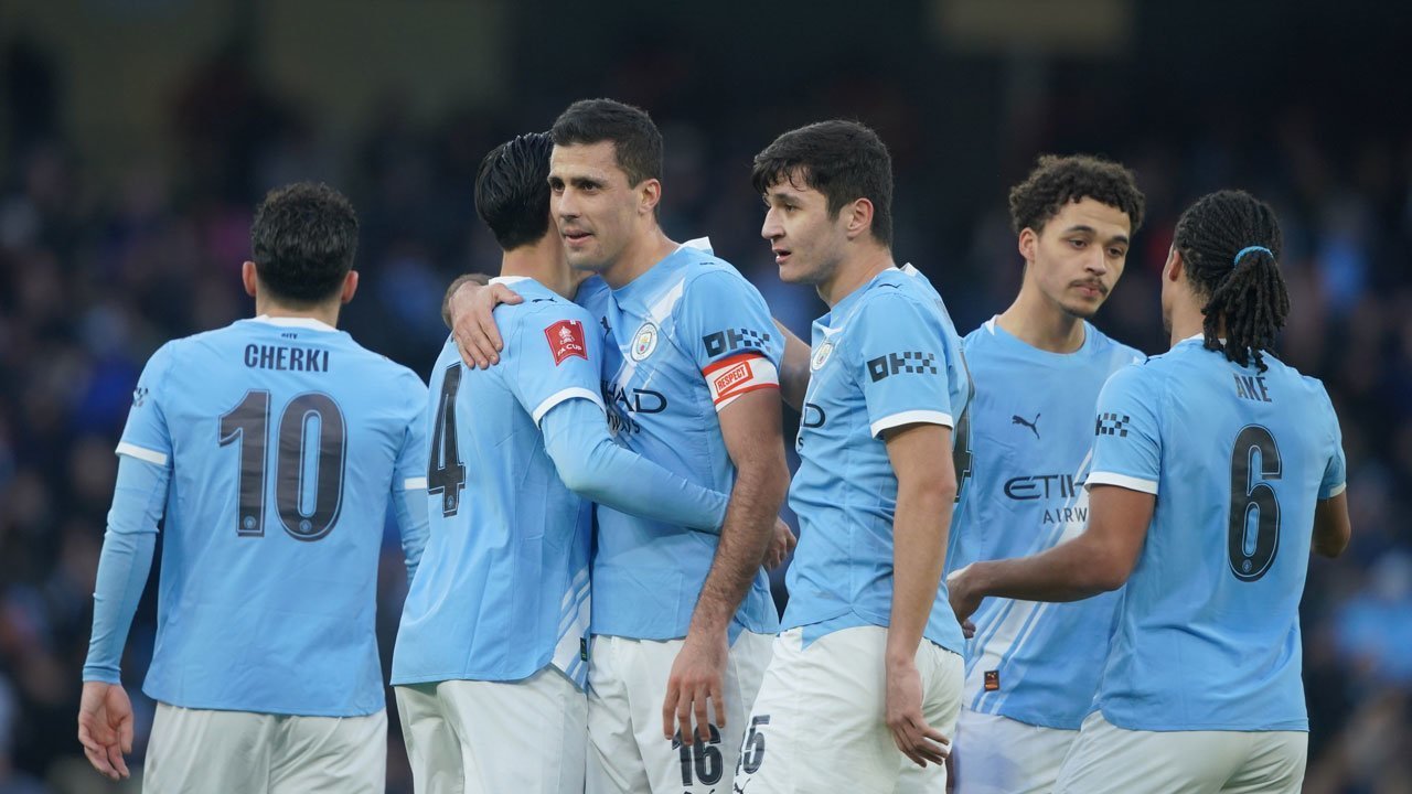 Prediksi Susunan Pemain Manchester City vs Galatasaray  