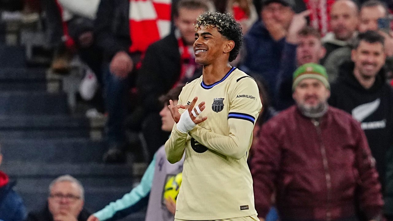 Prediksi Line-Up Newcastle vs Barcelona: Flick Menyikapi Krisis Bek